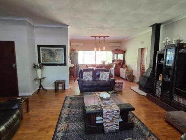 House for sale in Groot Brak Rivier, Western Cape