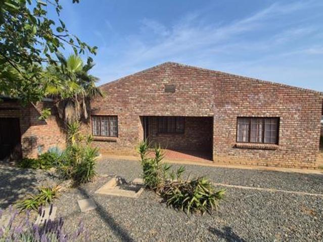 House for sale in Groot Brak Rivier, Western Cape