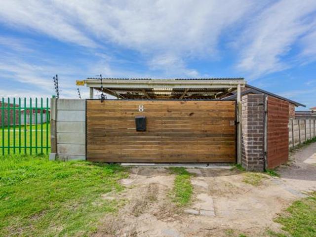 House for sale in Nelson Mandela Bay Ward 18, Nelson Mandela Bay Metropolitan Municipality