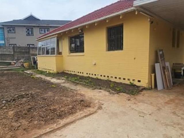 House for rent in Seaview, Kwazulu-natal
