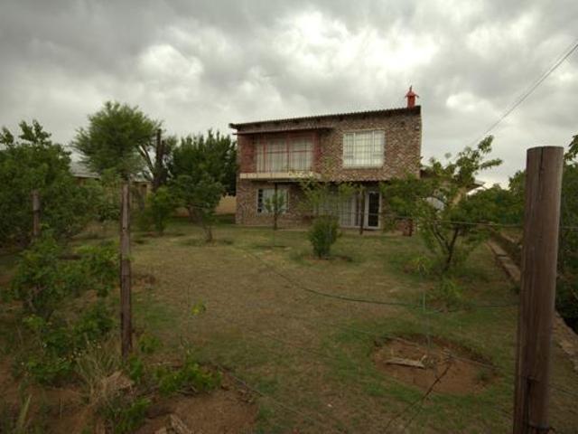 House for sale in Dordrecht, Eastern Cape