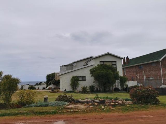 House for sale in Cape St Francis, Eastern Cape