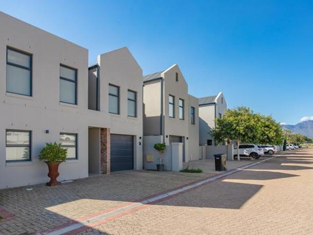 House for sale in Durbanville, Western Cape