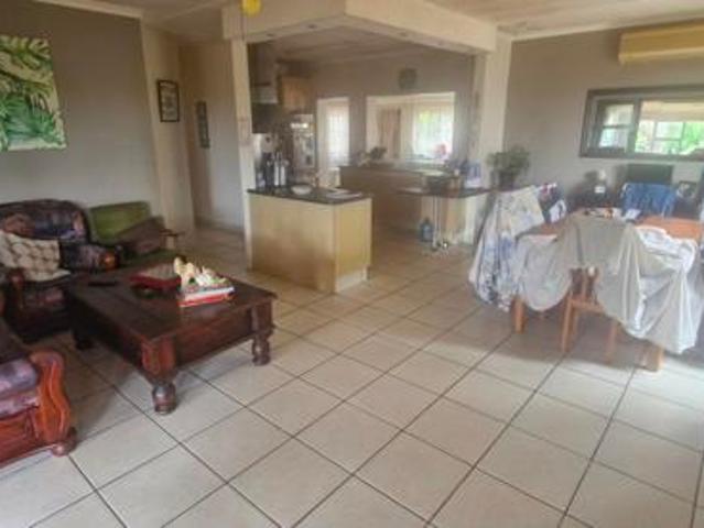 House for sale in Ugu District Municipality, Kwazulu-natal