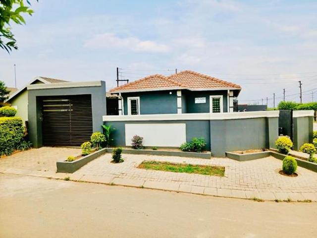 House for sale in Evaton, Emfuleni Local Municipality