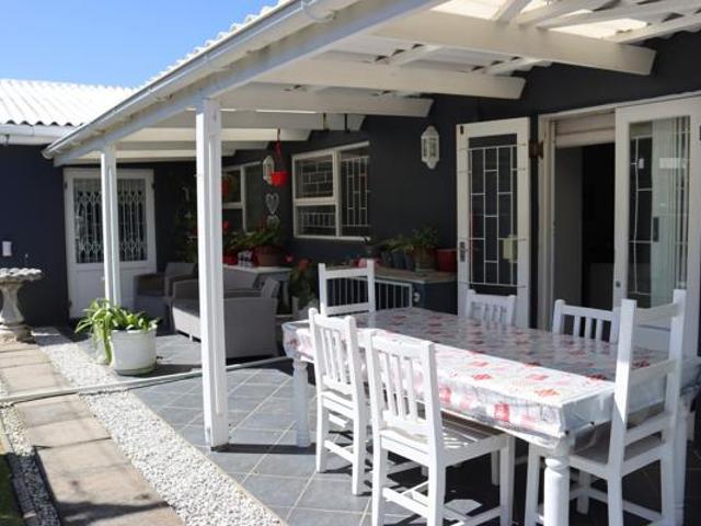 House for sale in Western Cape