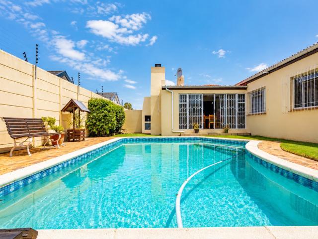 House for sale in Parow, Western Cape