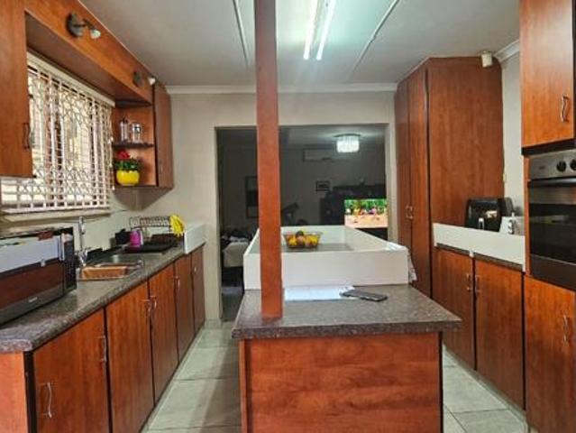 House for sale in Mount Moreland, Kwazulu-natal