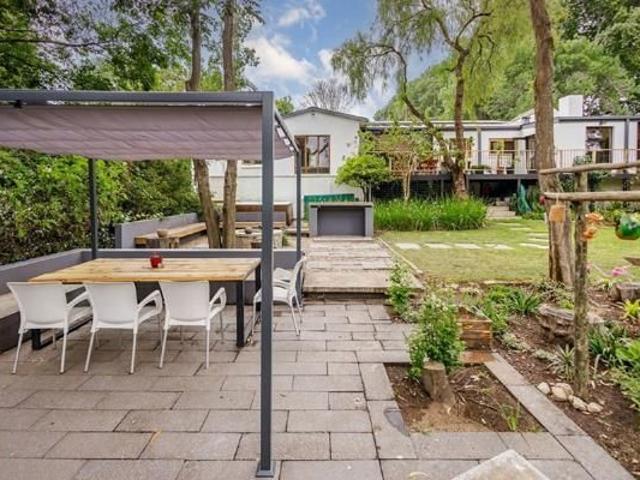 House for rent in Rosebank, Gauteng