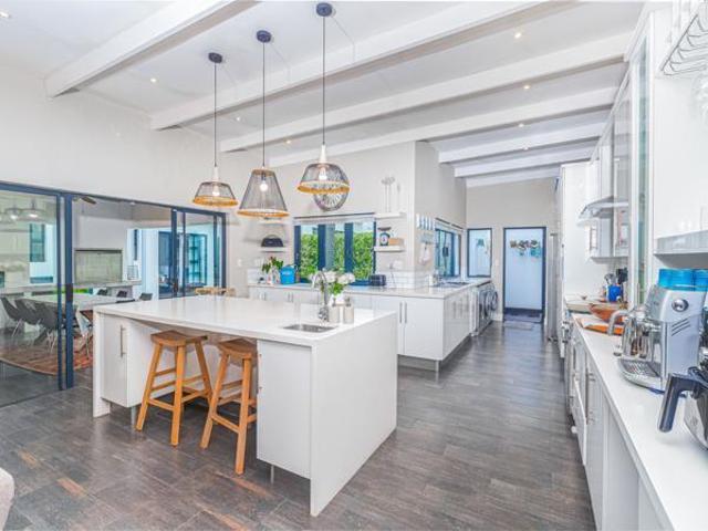 House for rent in Rosebank, Gauteng