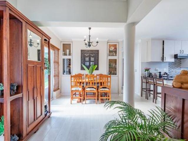 House for sale in Cape Town, Western Cape