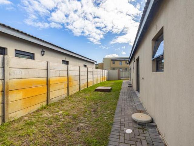 House for sale in Cape Town, Western Cape