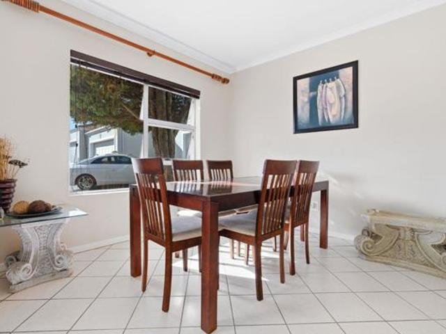 House for sale in Cape Town, Western Cape
