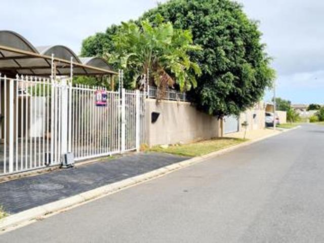 House for sale in Cape Town, Western Cape