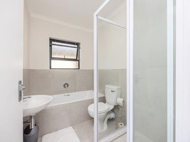 House for sale in Cape Town, Western Cape