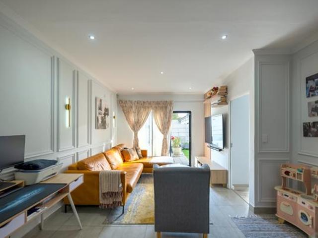 House for sale in Cape Town, Western Cape