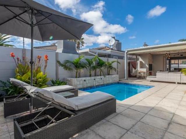 House for sale in Cape Town, Western Cape