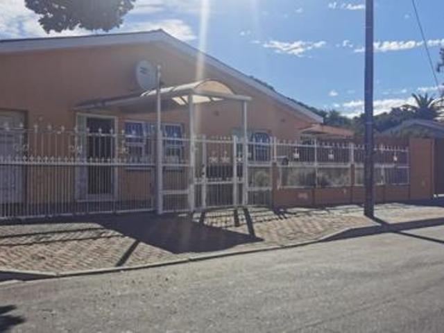House for sale in Cape Town, Western Cape