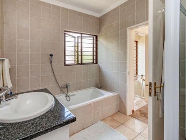 House for rent in Vosloorus, Gauteng
