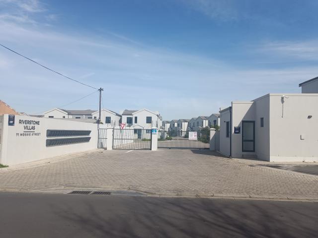 House for sale in Kraaifontein, Western Cape