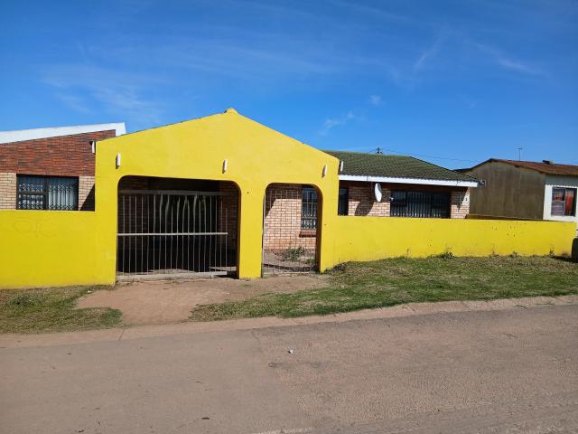 House for sale in Jeffreys Bay, Kouga Local Municipality