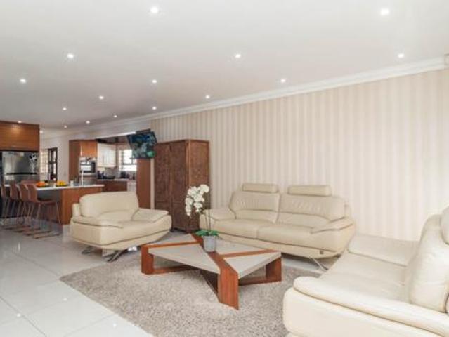 House for sale in Cape Town, Western Cape