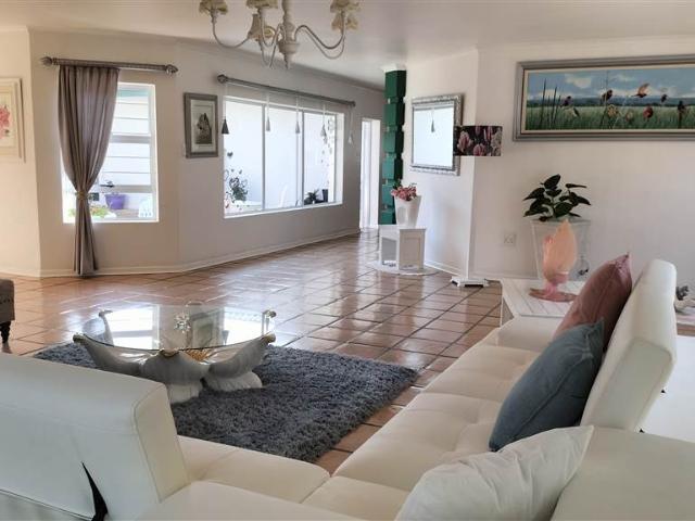 House for sale in Ugu District Municipality, Kwazulu-natal