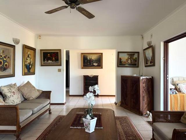 House for sale in Pennington, uMdoni Local Municipality