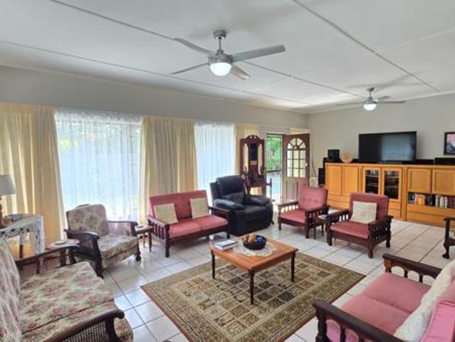 House for sale in Pennington, uMdoni Local Municipality