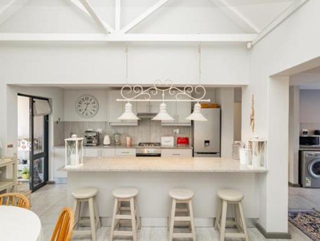 House for sale in Cape Town, Western Cape