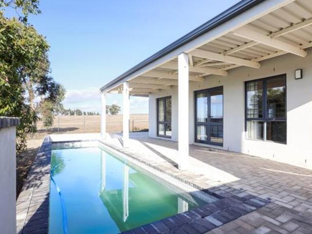 House for sale in Cape Town, Western Cape