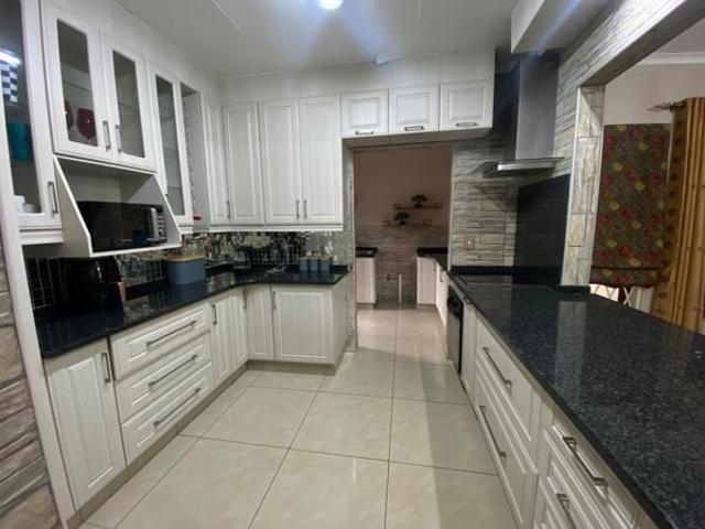House for sale in Newcastle Local Municipality, Amajuba District Municipality
