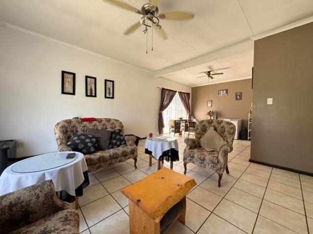 House for sale in Newcastle Local Municipality, Amajuba District Municipality