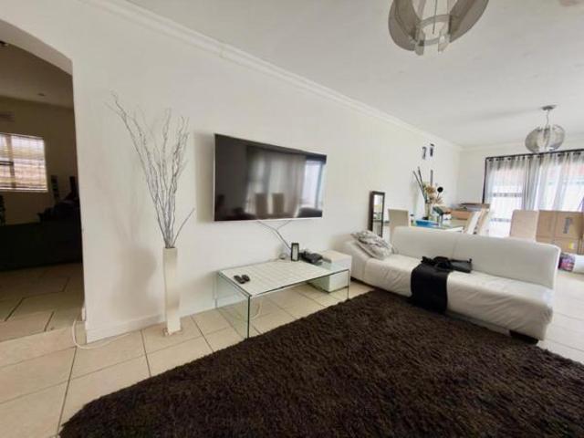 House for rent in Cape Town, Western Cape