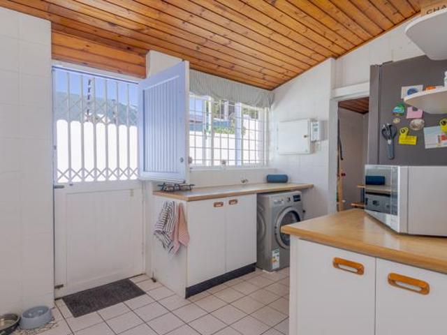 House for sale in Cape Town, Western Cape