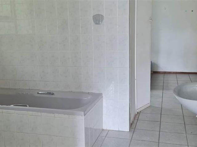House for sale in Ugu District Municipality, Kwazulu-natal