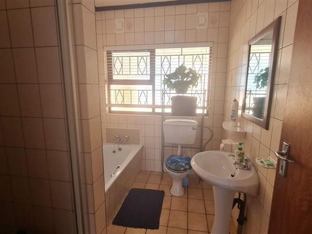 House for sale in Ugu District Municipality, Kwazulu-natal