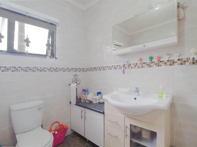 House for sale in Ugu District Municipality, Kwazulu-natal