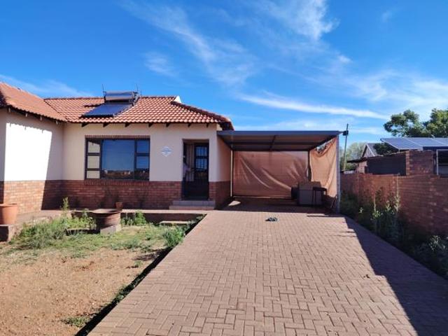 House for sale in Postmasburg, Northern Cape