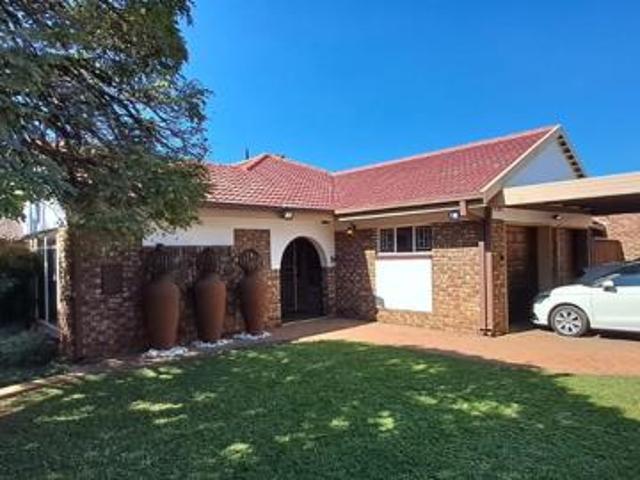 House for sale in Dr Kenneth Kaunda, North West
