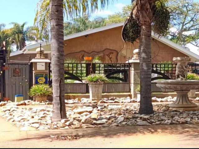 House for sale in Waterkloof, Gauteng