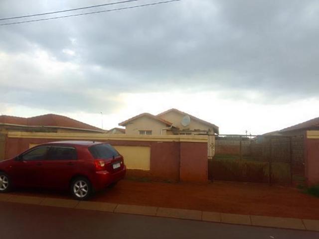 House for rent in Protea Glen, Soweto
