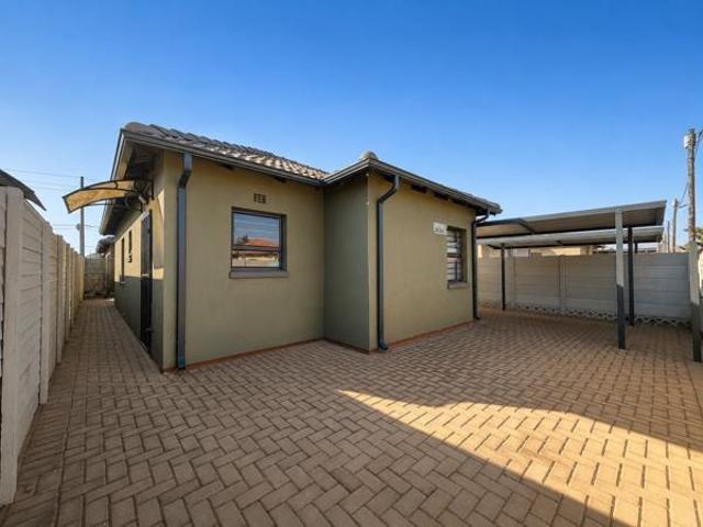 House for rent in Protea Glen, Soweto