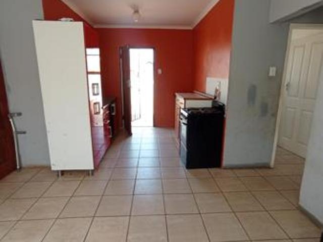 House for rent in Vosloorus, Gauteng