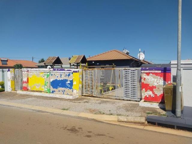House for rent in Protea Glen, Soweto