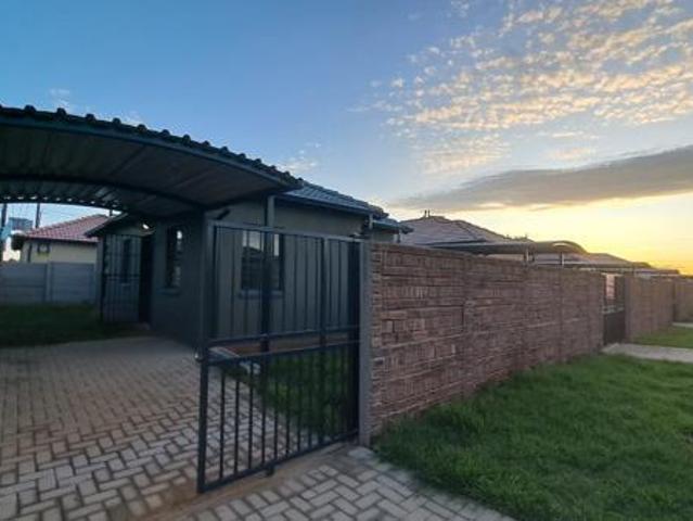 House for rent in Protea Glen, Soweto