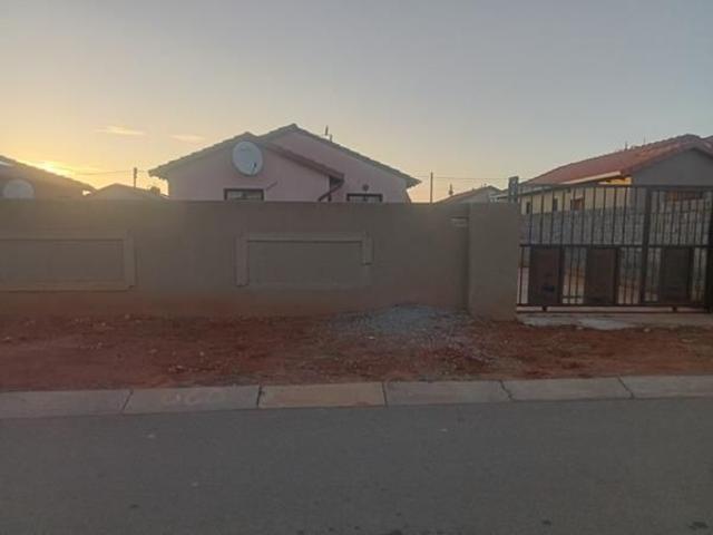 House for rent in Protea Glen, Soweto