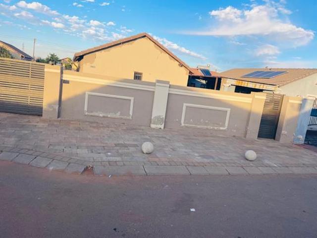 House for rent in Protea Glen, Soweto