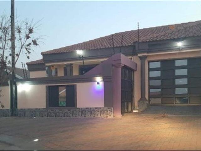 House for rent in Protea Glen, Soweto