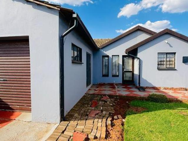 House for rent in Protea Glen, Soweto